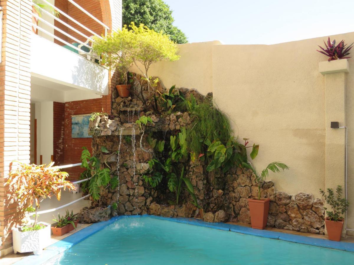 Hotel Palmas Del Sol 아순시온 외부 사진
