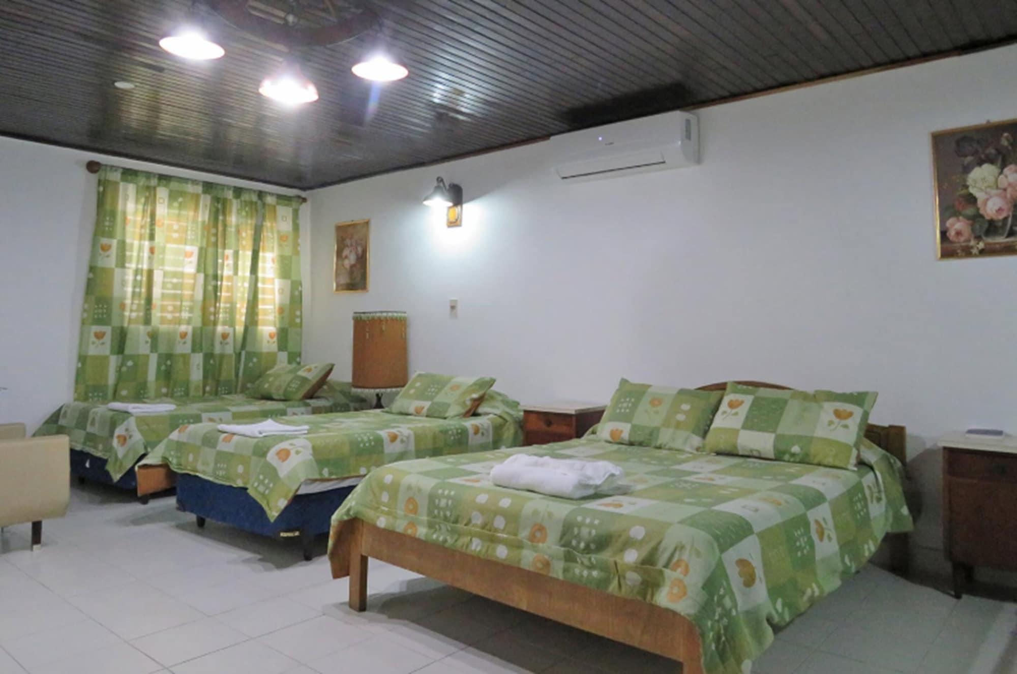 Hotel Palmas Del Sol 아순시온 외부 사진