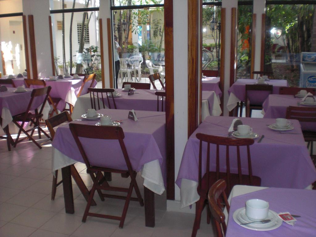 Hotel Palmas Del Sol 아순시온 외부 사진